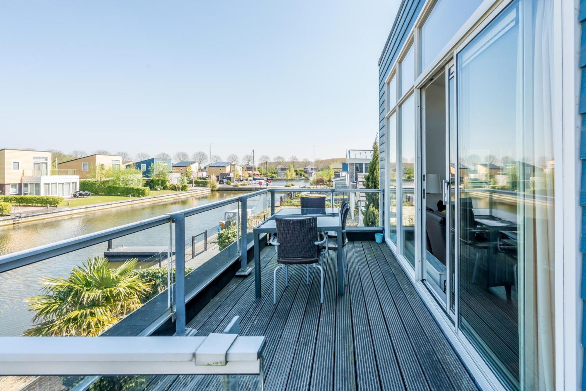 Nautic Rentals - Marinapark Oude-Tonge Buitenkant foto