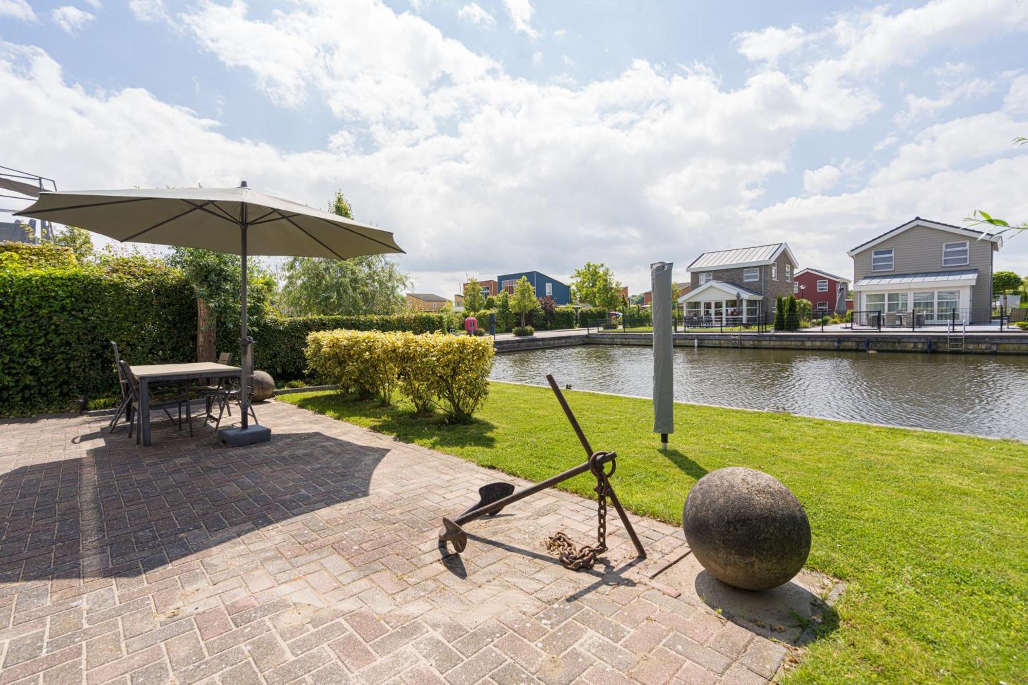 Nautic Rentals - Marinapark Oude-Tonge Buitenkant foto